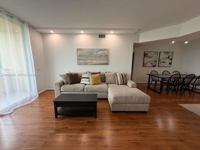 18800 NE 29th Ave 302, Aventura, FL 33180