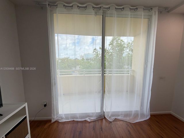 18800 NE 29th Ave 302, Aventura, FL 33180