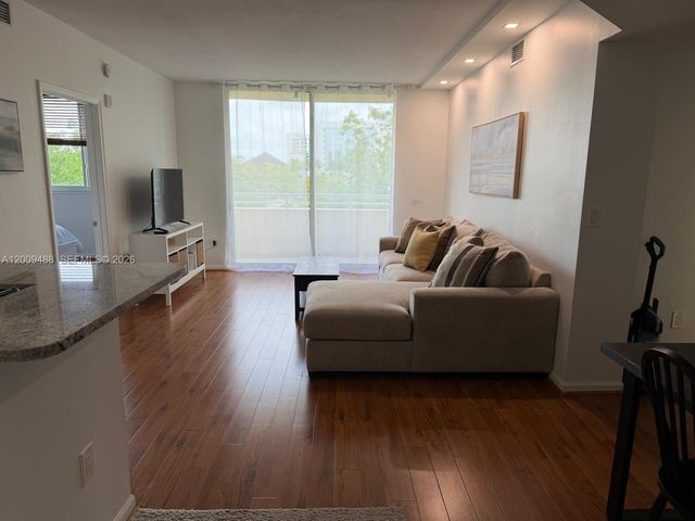 18800 NE 29th Ave 302, Aventura, FL 33180