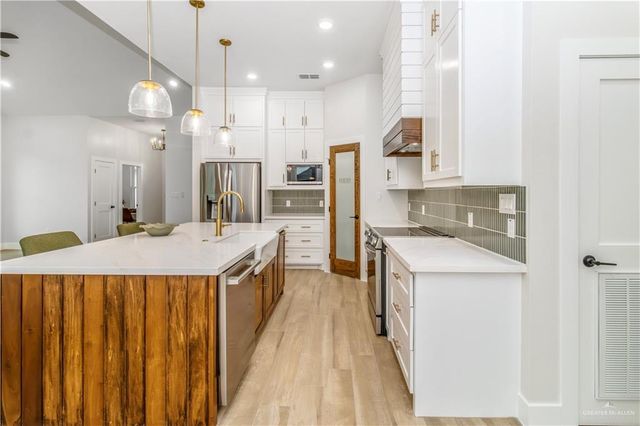 113 Palace Avenue, San Benito, TX 78586