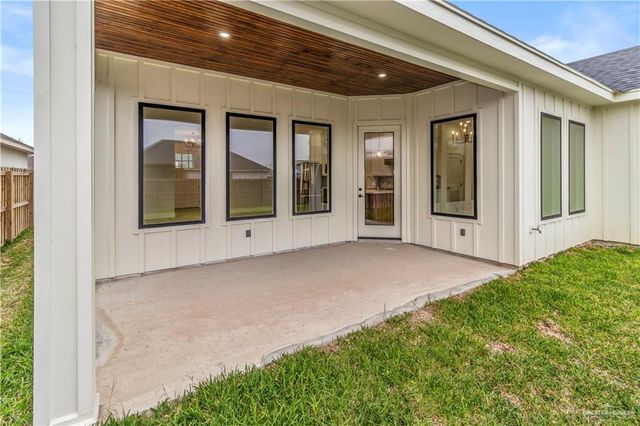 113 Palace Avenue, San Benito, TX 78586