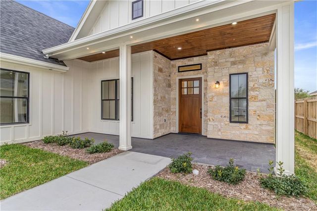 113 Palace Avenue, San Benito, TX 78586