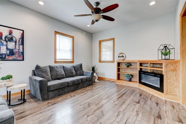 661 34th Street, Des Moines, IA 50312