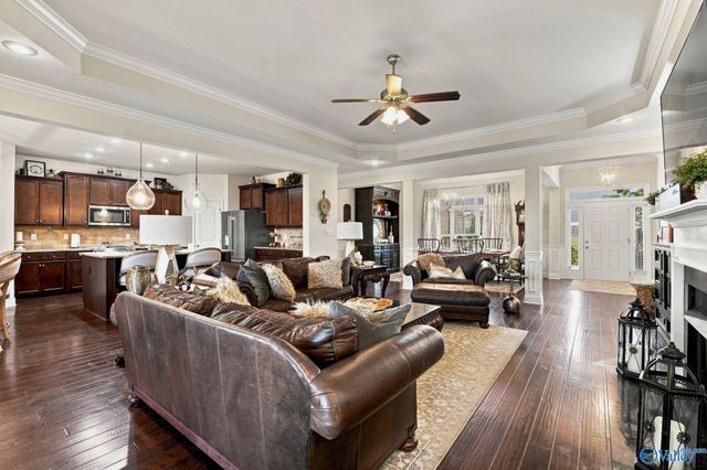 12 Nutcracker Lane SW, Huntsville, AL 35824