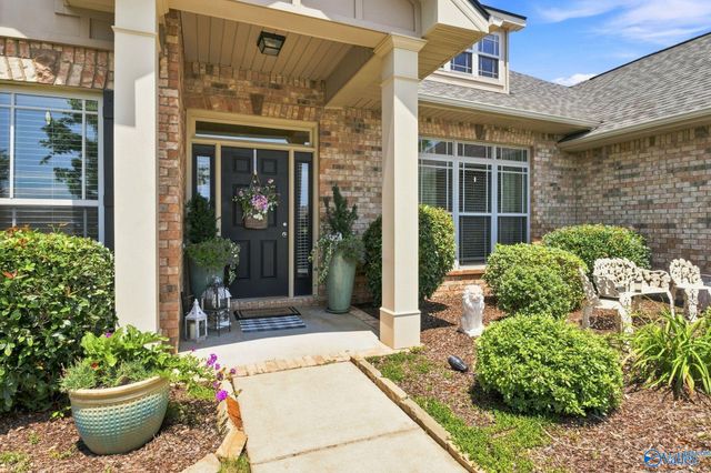 12 Nutcracker Lane SW, Huntsville, AL 35824