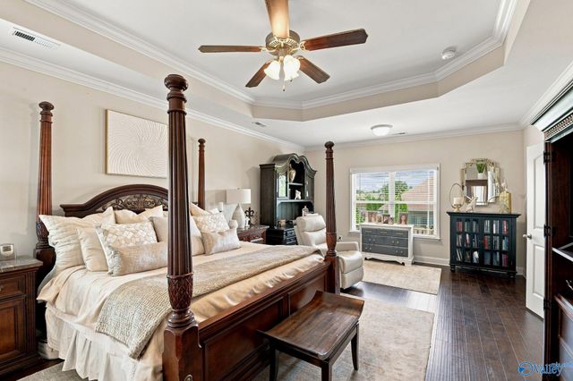 12 Nutcracker Lane SW, Huntsville, AL 35824