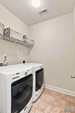 12 Nutcracker Lane SW, Huntsville, AL 35824