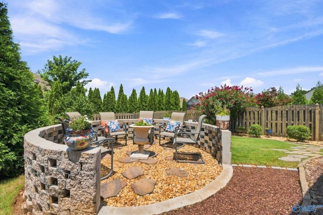 12 Nutcracker Lane SW, Huntsville, AL 35824