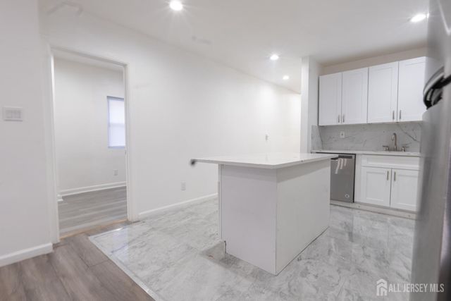 370 Pacific Avenue 1, Jersey City, NJ 07304