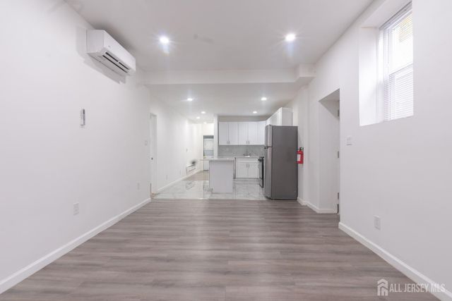 370 Pacific Avenue 1, Jersey City, NJ 07304