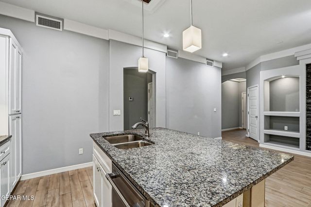 932 PENRITH Street, El Paso, TX 79928