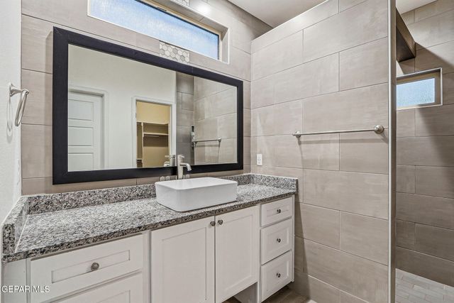 932 PENRITH Street, El Paso, TX 79928