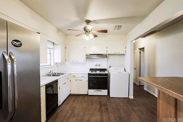 10 La Vista Drive, North Little Rock, AR 72118