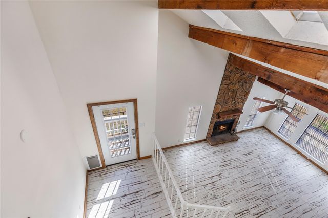 61 S Hilltop Street, Point Blank, TX 77364
