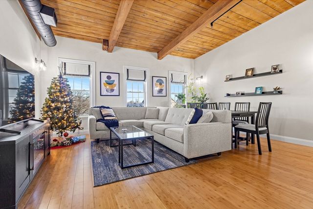 110 Pleasant St 401, Marlborough, MA 01752