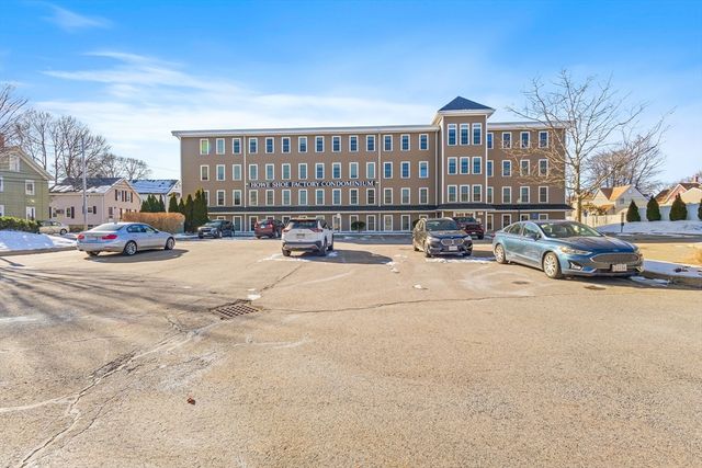 110 Pleasant St 401, Marlborough, MA 01752