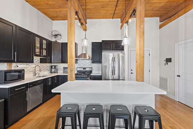 110 Pleasant St 401, Marlborough, MA 01752