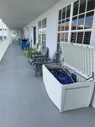 445 HAMDEN DRIVE 505, Clearwater Beach, FL 33767