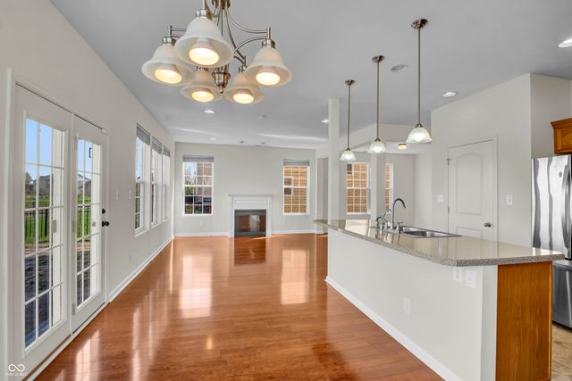 2542 Middle View Drive, Columbus, IN 47201