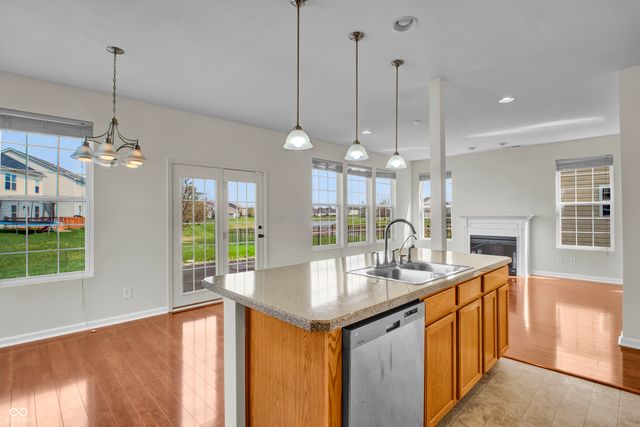 2542 Middle View Drive, Columbus, IN 47201