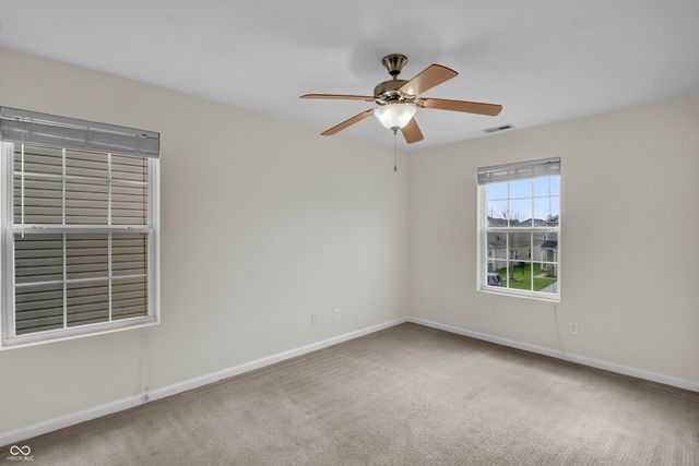 2542 Middle View Drive, Columbus, IN 47201