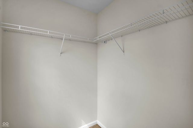 2542 Middle View Drive, Columbus, IN 47201