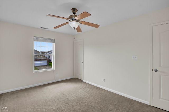 2542 Middle View Drive, Columbus, IN 47201