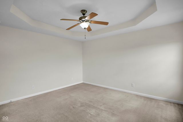 2542 Middle View Drive, Columbus, IN 47201