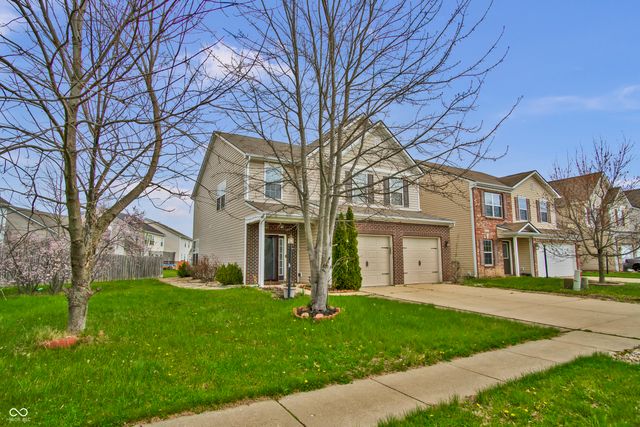 2542 Middle View Drive, Columbus, IN 47201