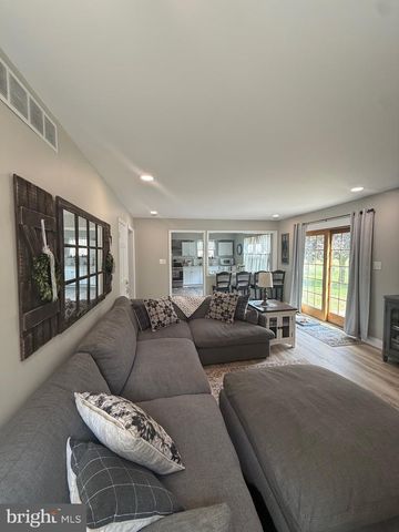 1030 RAINBOW CIRCLE, Pittsgrove, NJ 08318