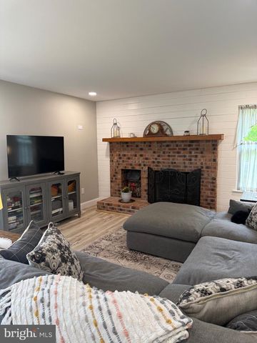 1030 RAINBOW CIRCLE, Pittsgrove, NJ 08318