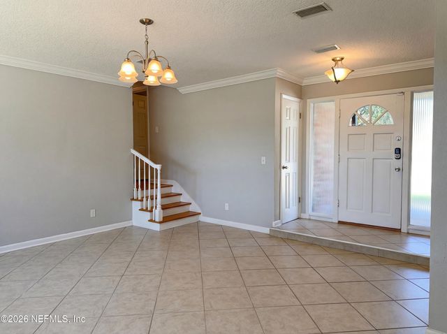 2807 SACK Drive W, Jacksonville, FL 32216