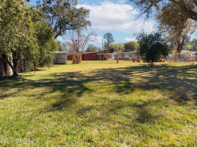 2807 SACK Drive W, Jacksonville, FL 32216