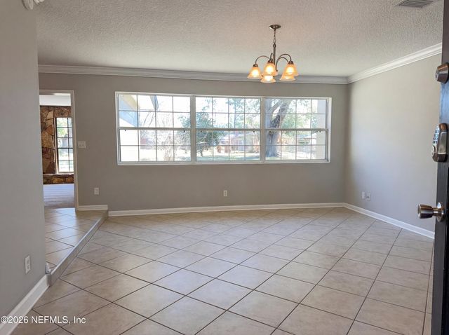 2807 SACK Drive W, Jacksonville, FL 32216