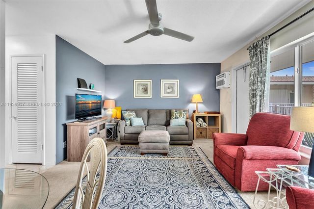 2501 N Ocean Blvd 18, Pompano Beach, FL 33062