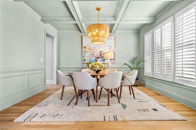 4526 Meadowland Way, Flowery Branch, GA 30542