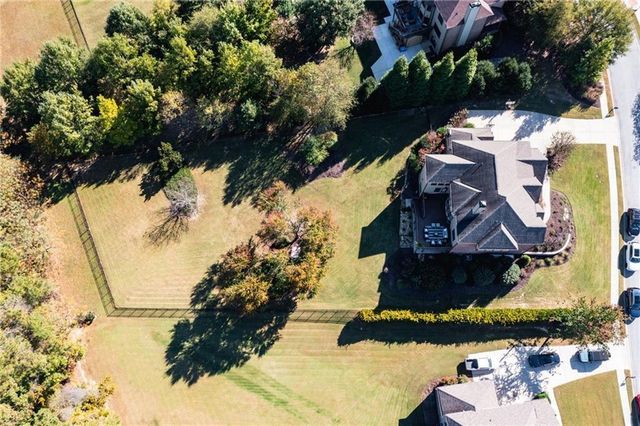 4526 Meadowland Way, Flowery Branch, GA 30542