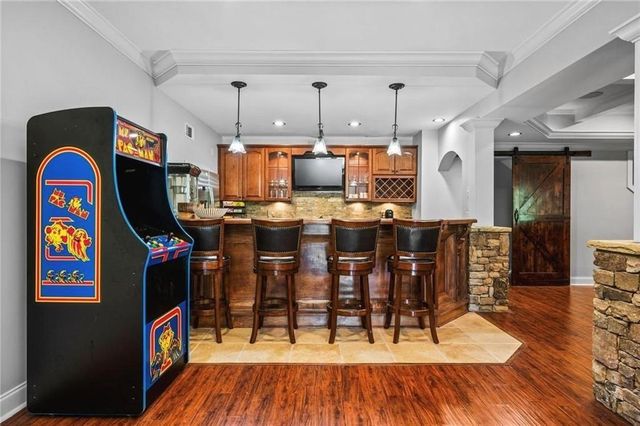 4526 Meadowland Way, Flowery Branch, GA 30542