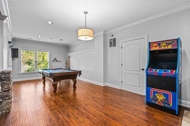 4526 Meadowland Way, Flowery Branch, GA 30542