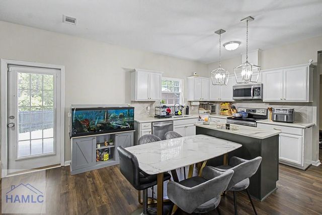 131 Sapwood Way, Hinesville, GA 31313