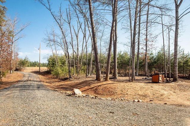 275 Beaver Creek Road, Mayodan, NC 27027