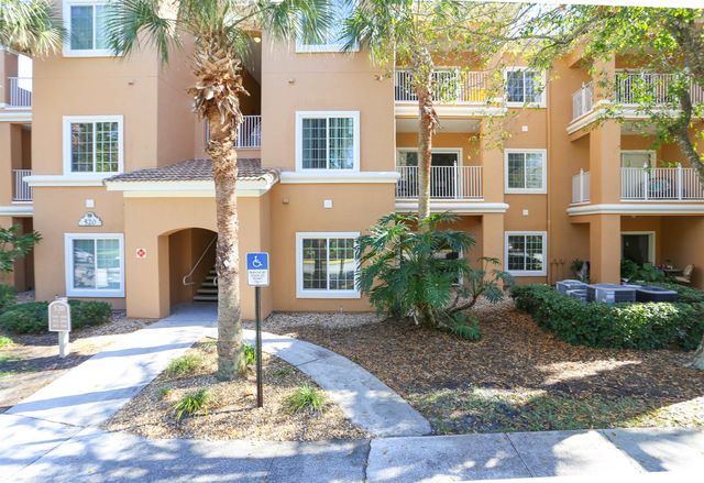 520 Florida Club Blvd 103, St Augustine, FL 32084