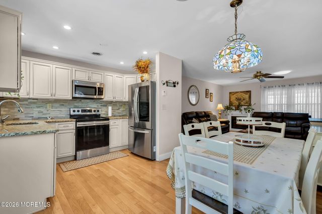 717B Buckingham Drive, Lakewood, NJ 08701