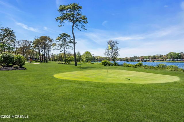 717B Buckingham Drive, Lakewood, NJ 08701