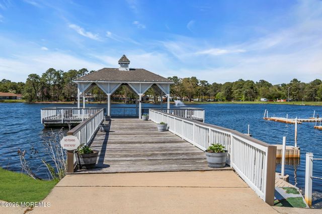 717B Buckingham Drive, Lakewood, NJ 08701