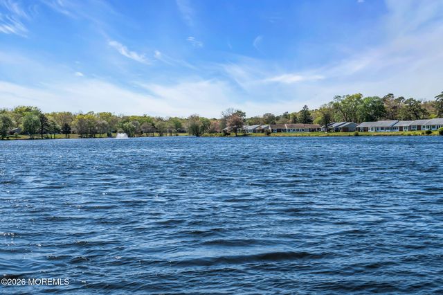 717B Buckingham Drive, Lakewood, NJ 08701