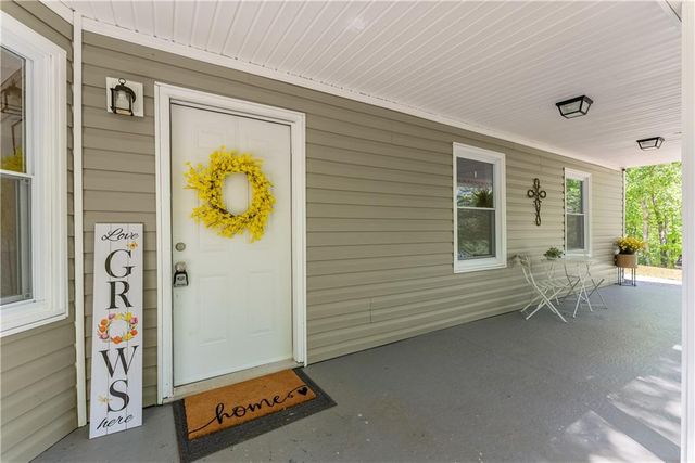 176 Moss Road, Dawsonville, GA 30534