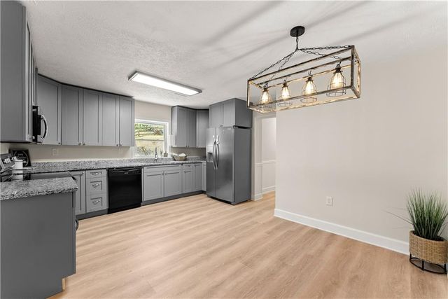 176 Moss Road, Dawsonville, GA 30534