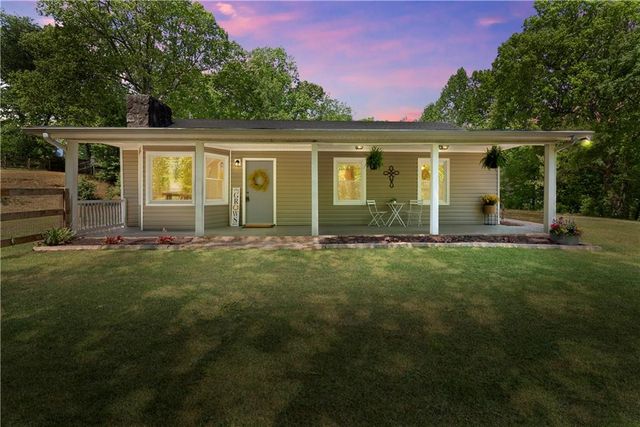 176 Moss Road, Dawsonville, GA 30534