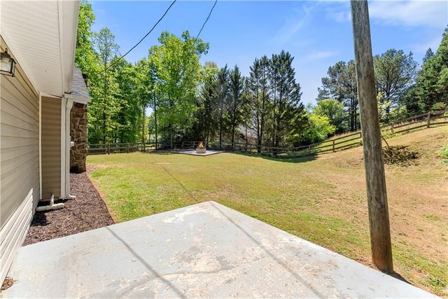 176 Moss Road, Dawsonville, GA 30534